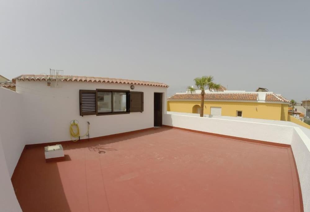 Cisnes Encantadora Casa Con Jardin Y Estudio Vista Al Mar *